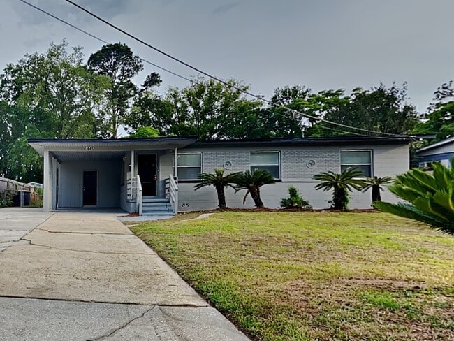 Building Photo - 6446 Burgundy Rd S