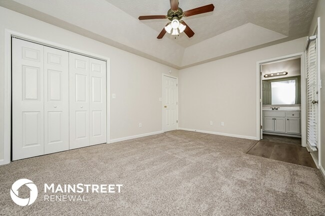 Building Photo - 546 Forest Hill Dr