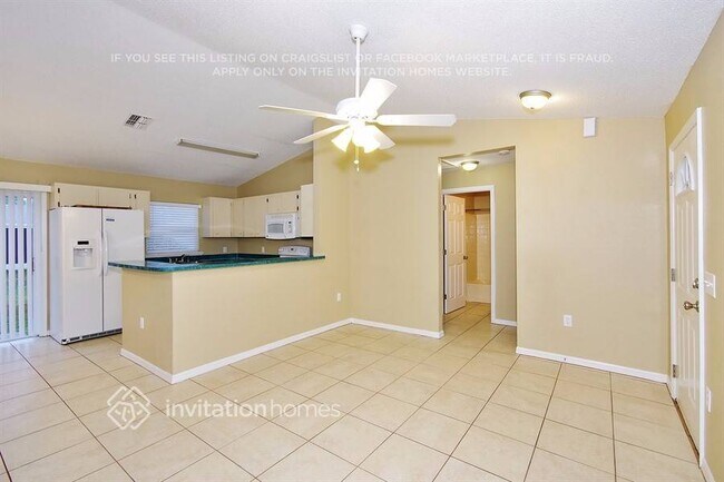 Foto del edificio - 711 Hawk Ln