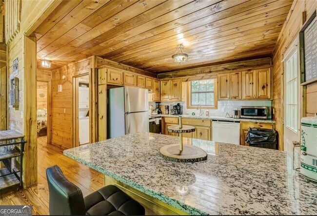 Foto del edificio - 9947 Doublehead Gap Rd