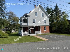 Building Photo - 13 Meridian St