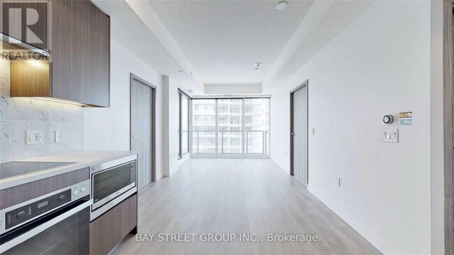 Building Photo - 95 McMahon Dr