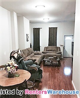 Foto del edificio - 3407 E Lombard St