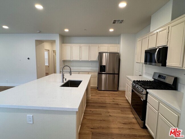 Building Photo - 15769 Agave Ave