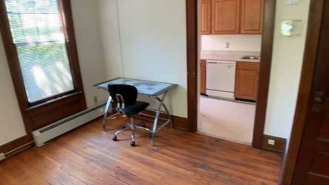 Foto del edificio - 102 Highland Pl
