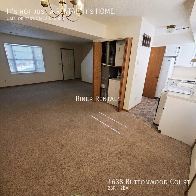 Foto del edificio - 1638 Buttonwood Ct
