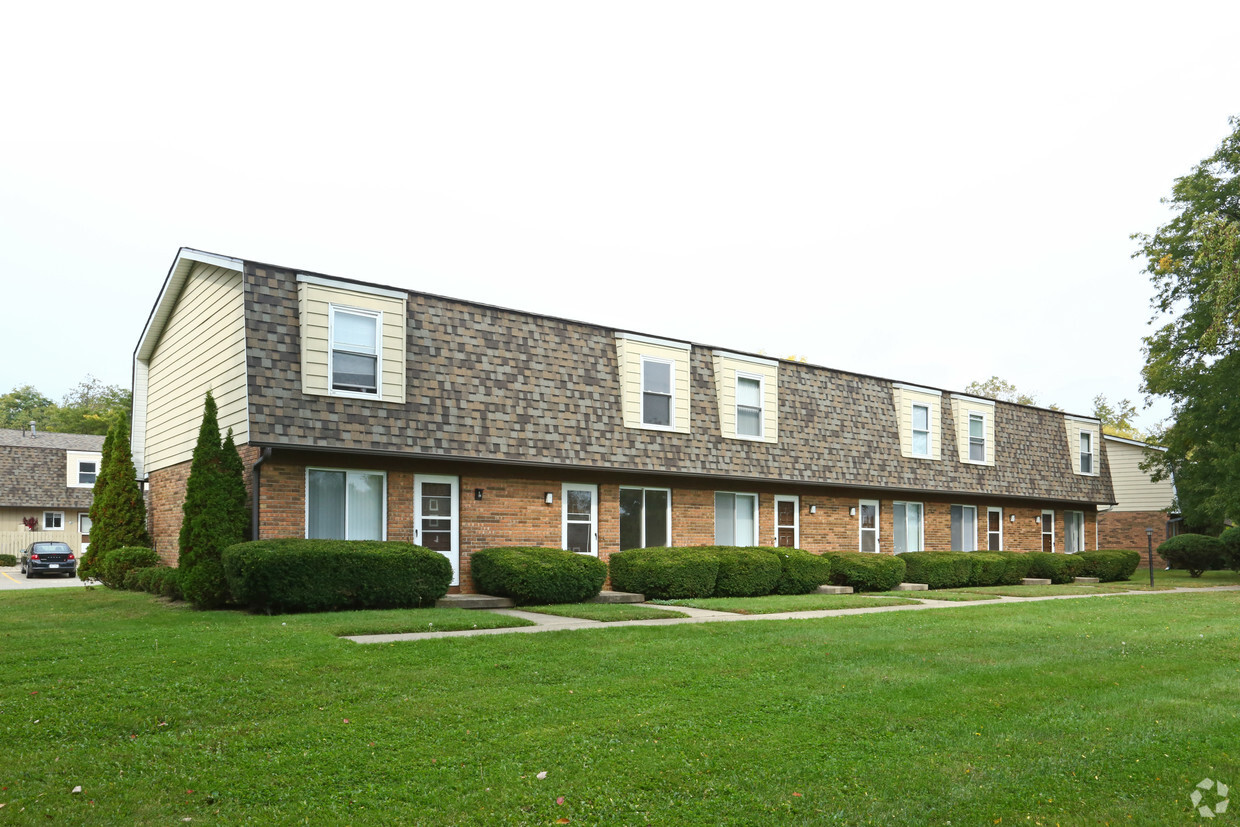 Primary Photo - Kingsbrooke Townhomes