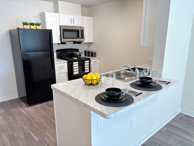 Building Photo - Overlook East