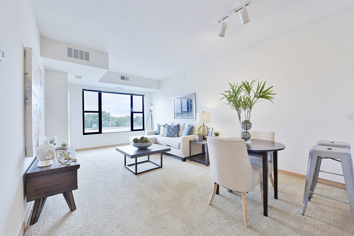 Hiawatha Flats Apartments Minneapolis, MN