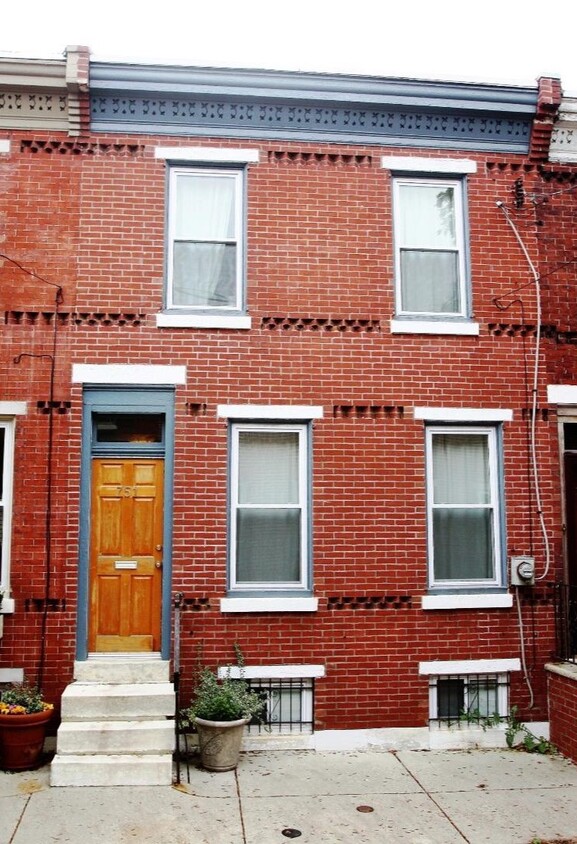 Primary Photo - 751 S Cleveland St