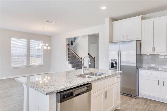 Building Photo - 14202 McCoy Lp
