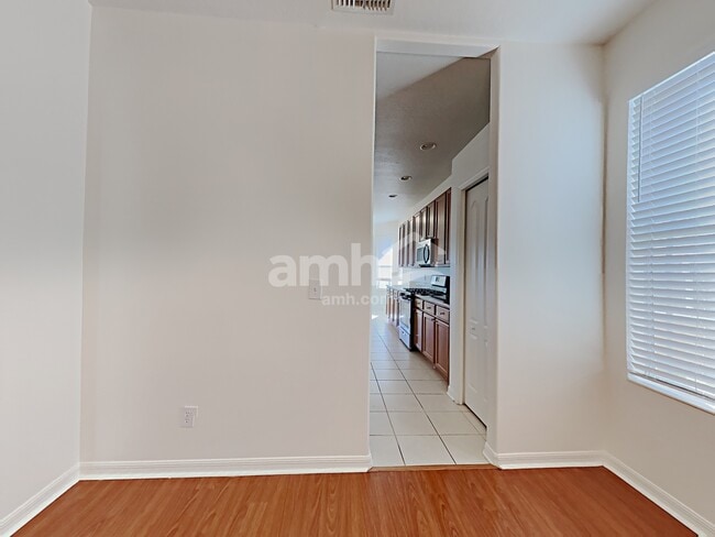 Building Photo - 5126 Clover Mist Dr