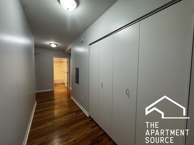 Foto del edificio - 1337 W Fargo Ave