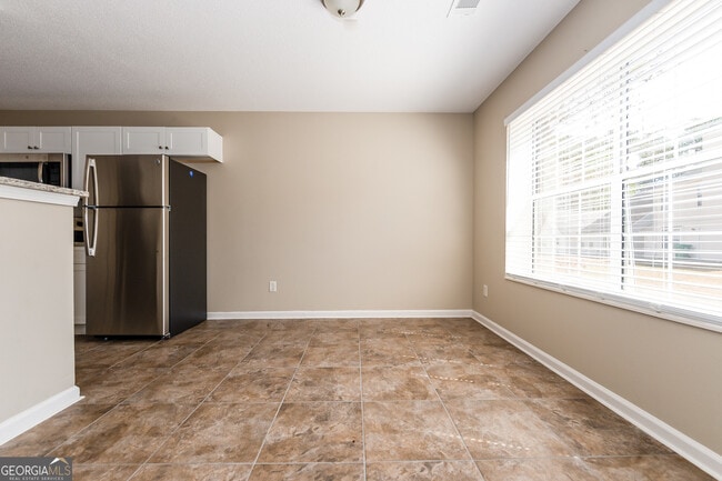 Foto del edificio - 473 Hillandale Park Dr