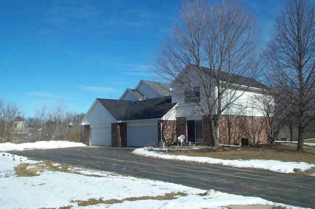 Rear of Building - 1407 Woodcreek Bnd