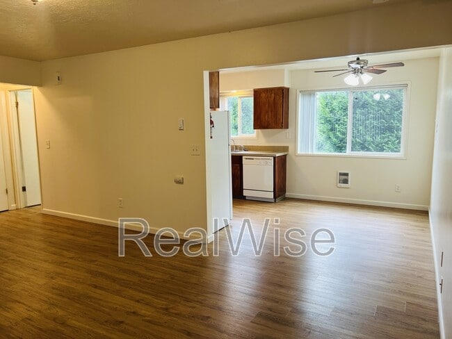Building Photo - 2629 SE 145th Ave
