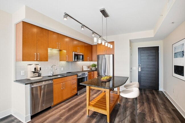 Building Photo - Flats 130 at Constitution Square