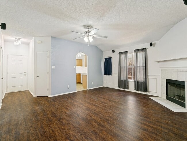 Photo - 8125 Dripping Springs Drive Unit House