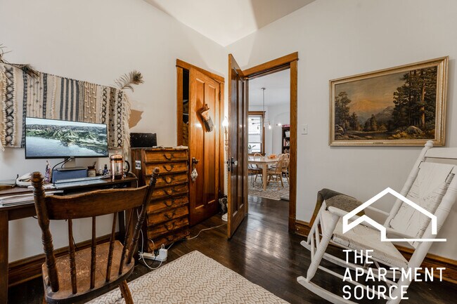 Building Photo - 4442 N Kimball Ave