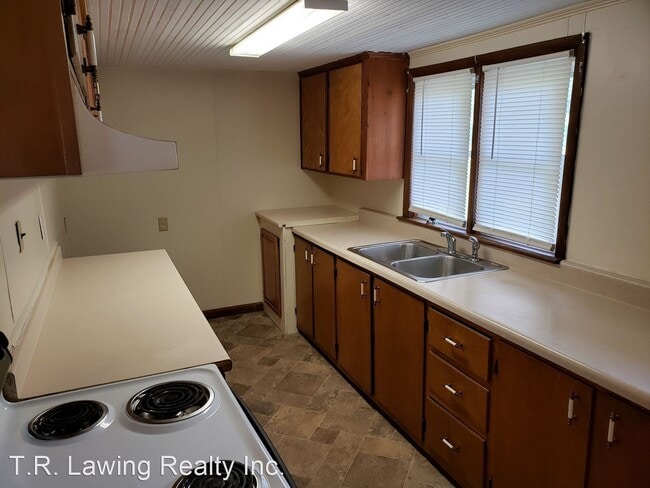 Building Photo - 2 br, 1 bath House - 3440 Fallston Road