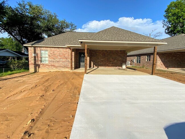 Building Photo - *New Construction* 3-Bedroom Home for Rent...