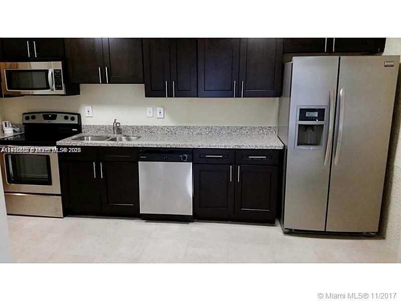 Foto principal - 2418 Liberty St