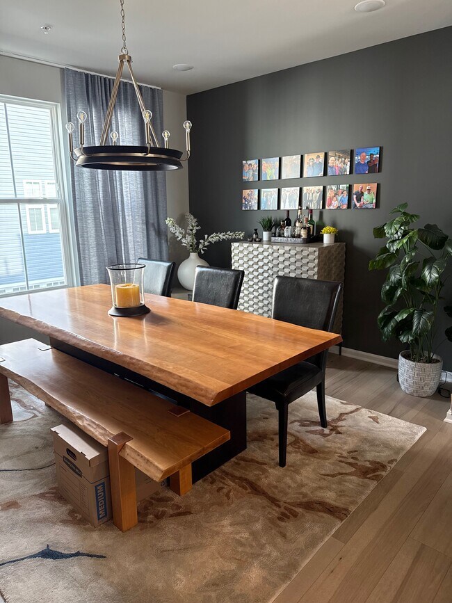 Foto del edificio - 2502 Rucker Ln