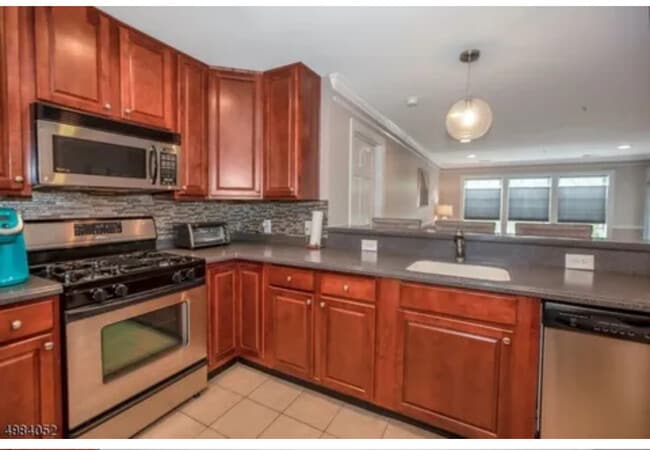 Foto del edificio - 1114 Peer Pl