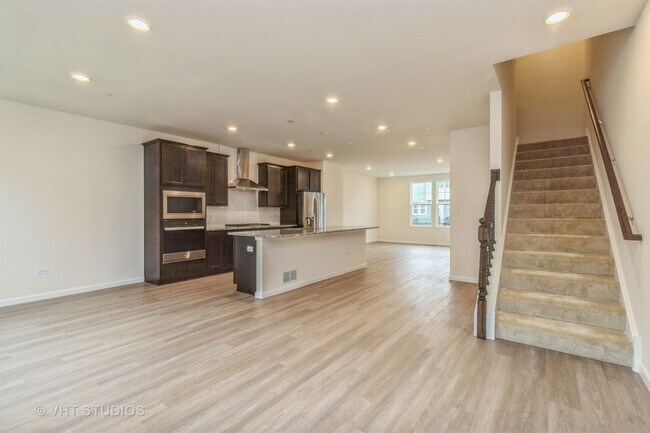 Foto del edificio - 155 Yorktown Ct