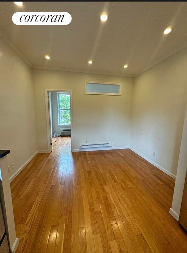 Foto del edificio - 235 E 27th St