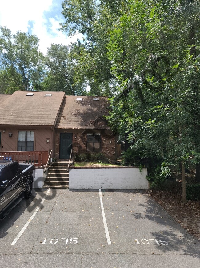 Building Photo - 1075 Ocala Rd