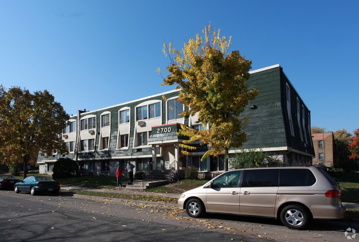 Primary Photo - 2700 3rd Ave S