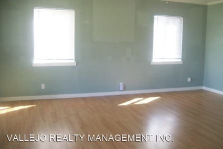 Building Photo - 3 br, 2 bath House - 205 Haven Court