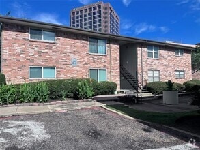 Building Photo - 8087 Meadow Rd