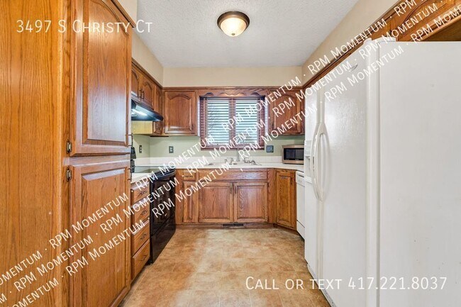 Foto del edificio - 3497 S Christy Ct