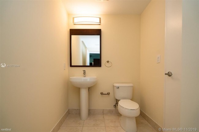 Building Photo - 2 br, 2.5 bath  - Quantum On The Bay Condo