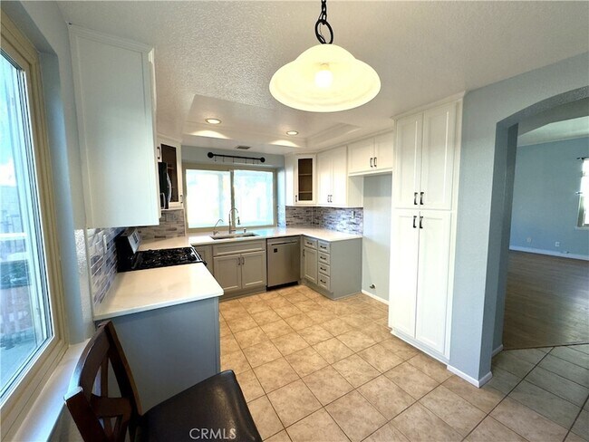 Foto del edificio - 7759 Devonshire Ct