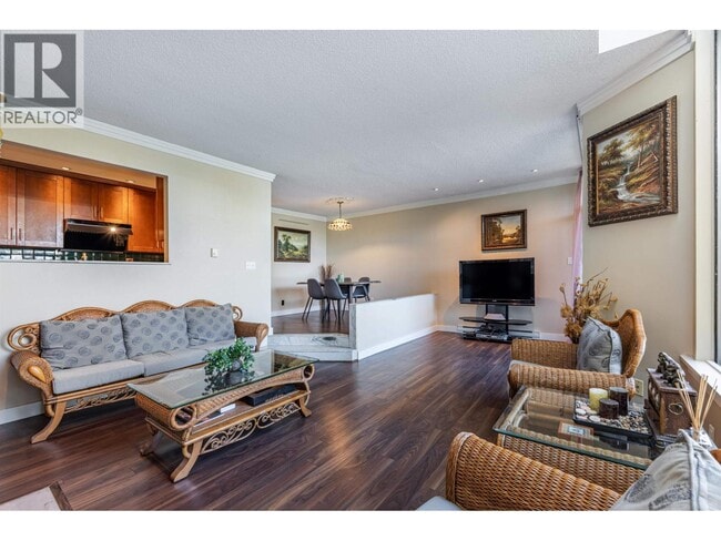 Building Photo - 1200 Island Park Walk