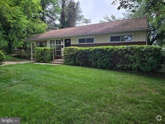 Building Photo - 13118 Vandalia Ct