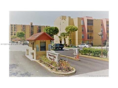 Foto principal - 4709 NW 7th St