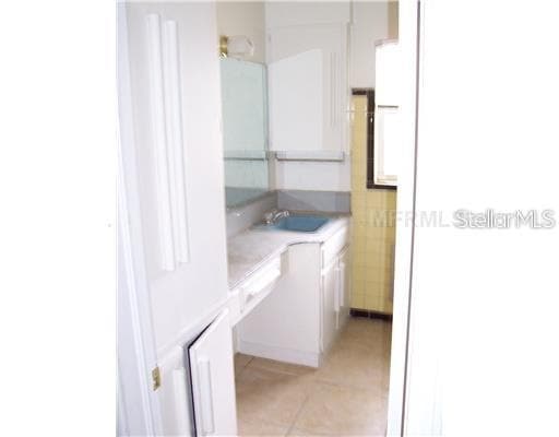 Building Photo - 1301 Santa Anita St