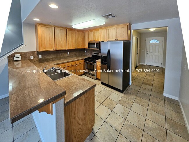Foto del edificio - Close to Shopping Cloverdale 2 Bedroom Available Now