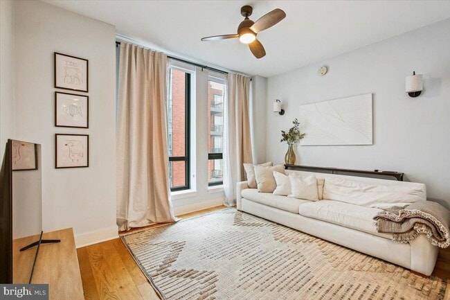 Photo - 1211 Van St SE Apartment