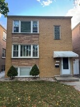 Building Photo - 5527 N Central Ave