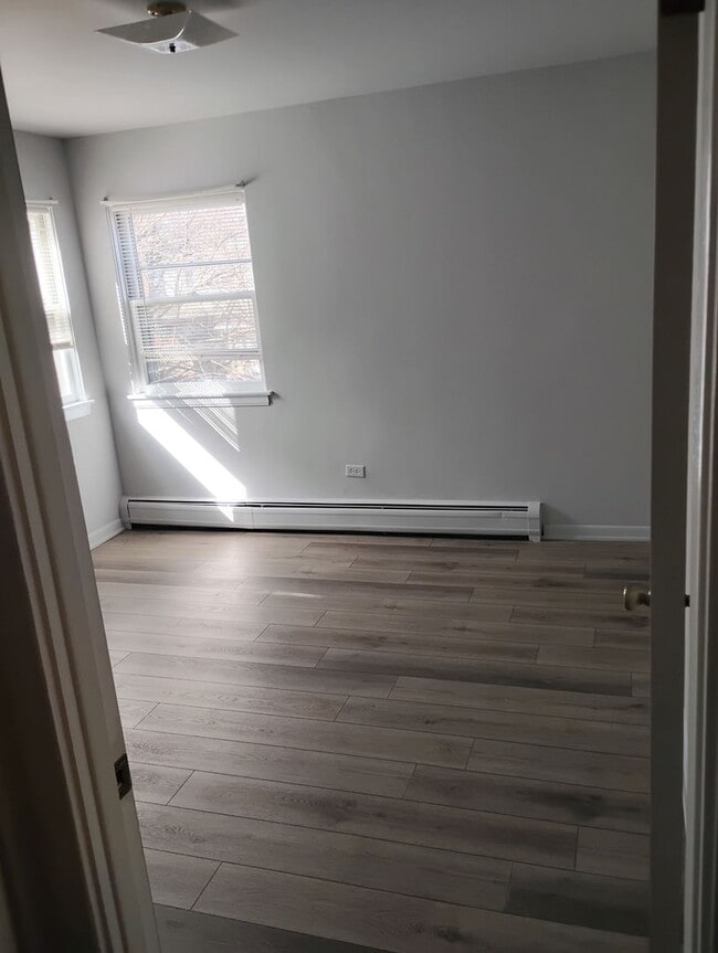 Building Photo - 9110-9131 31st St