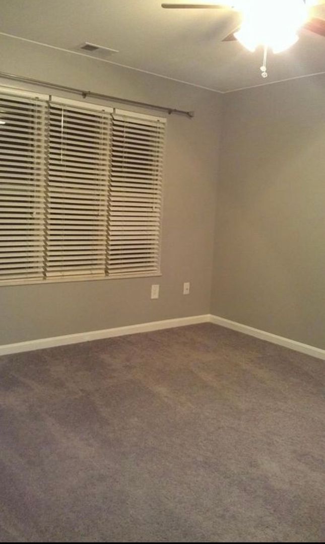 Foto del edificio - 3BR / 1.5BA House for Rent – Northside Pittsburgh