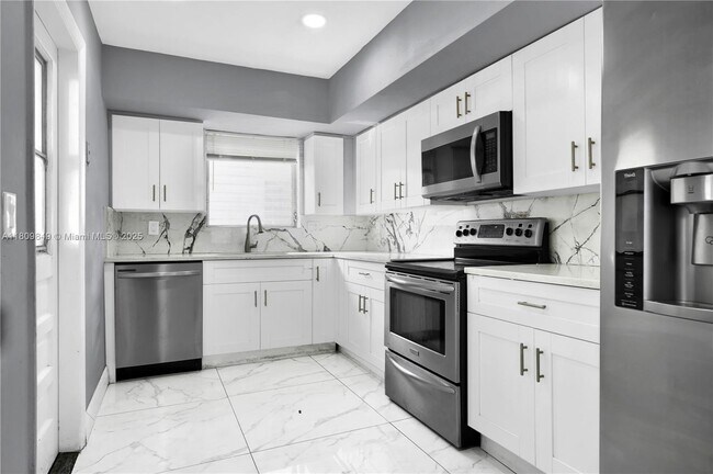 Foto del edificio - 2833 SW 5th St