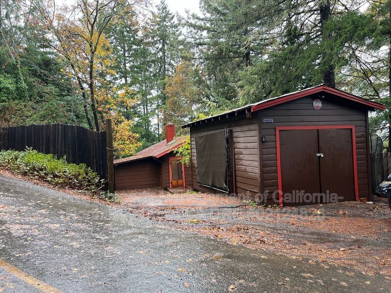Primary Photo - 10701 Orr Springs Rd