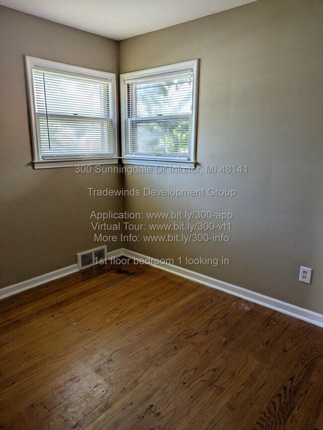Building Photo - 300 Sunningdale Dr
