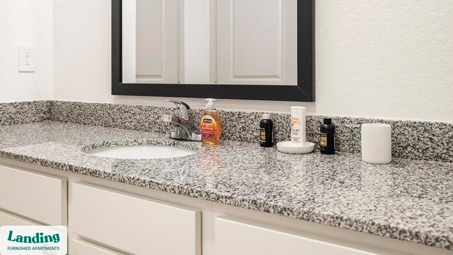 Foto del edificio - 12020 Brush Hl Rd